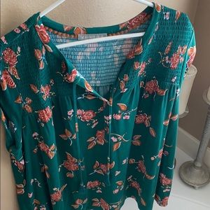 Stitch fix green floral cap sleeve top ruching 2x